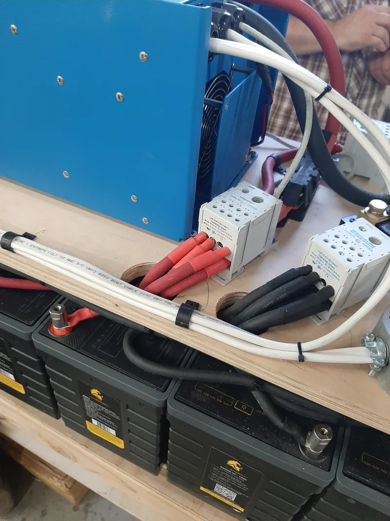 Mersen 310A 8-1-1 Distribution Block